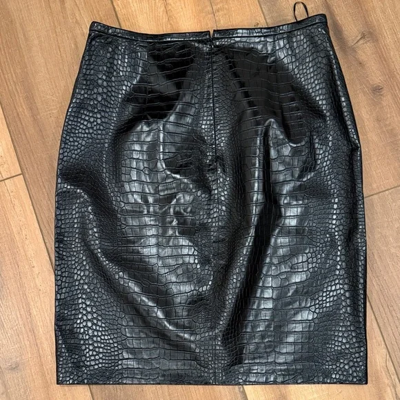 Pencil skirt in croc-embossed faux leather JCrew size 8 - Picture 7 of 9